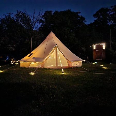 Quex Livery Glamping Birchington-on-Sea Extérieur photo