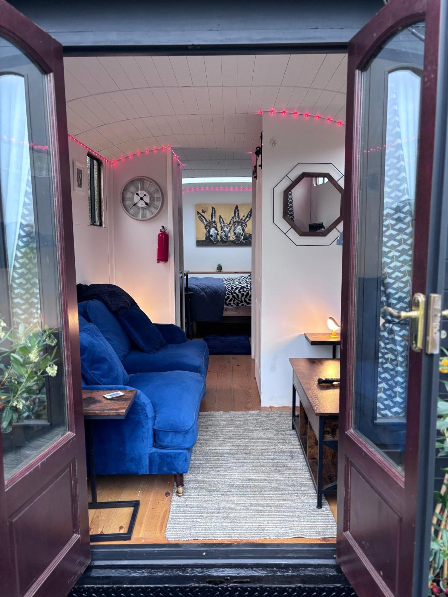 Quex Livery Glamping Birchington-on-Sea Extérieur photo