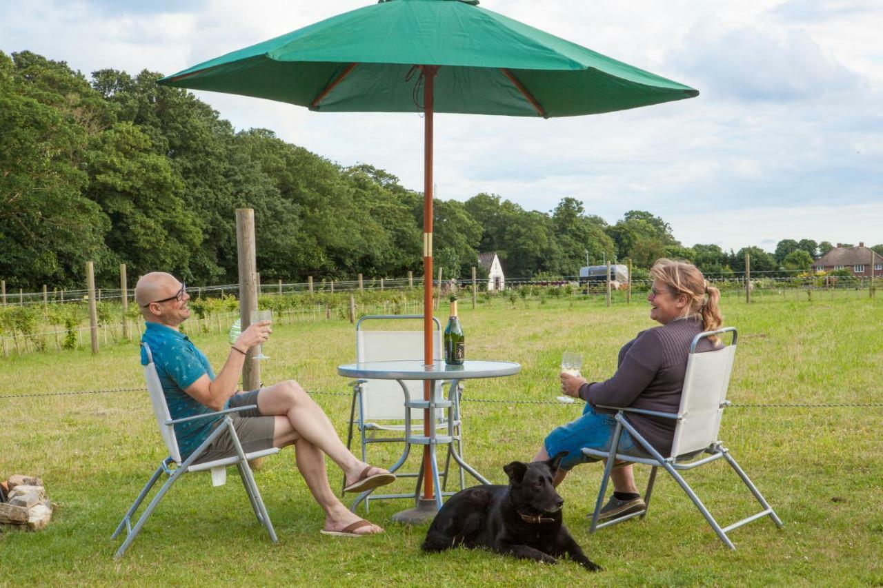 Quex Livery Glamping Birchington-on-Sea Extérieur photo